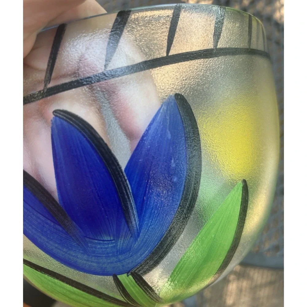 New Beautiful Colorful Ulrica Hydman Kosta Boda Signed Tulipa Bowl